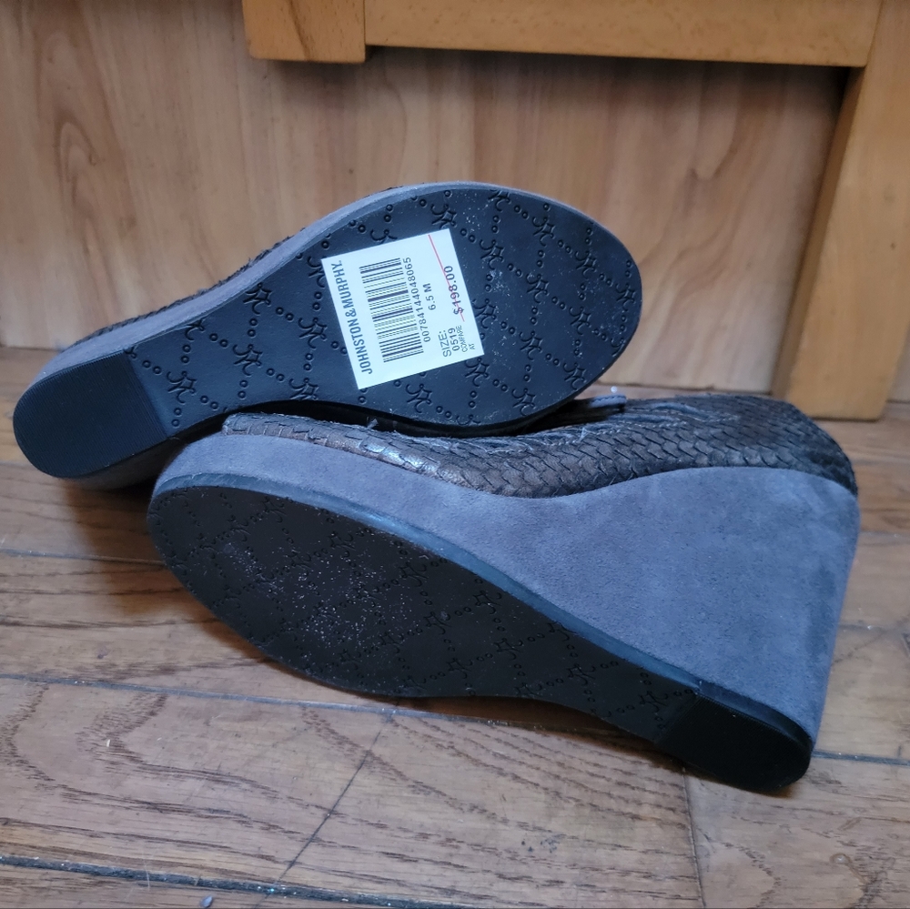 Shoes - Picture 5 of 5